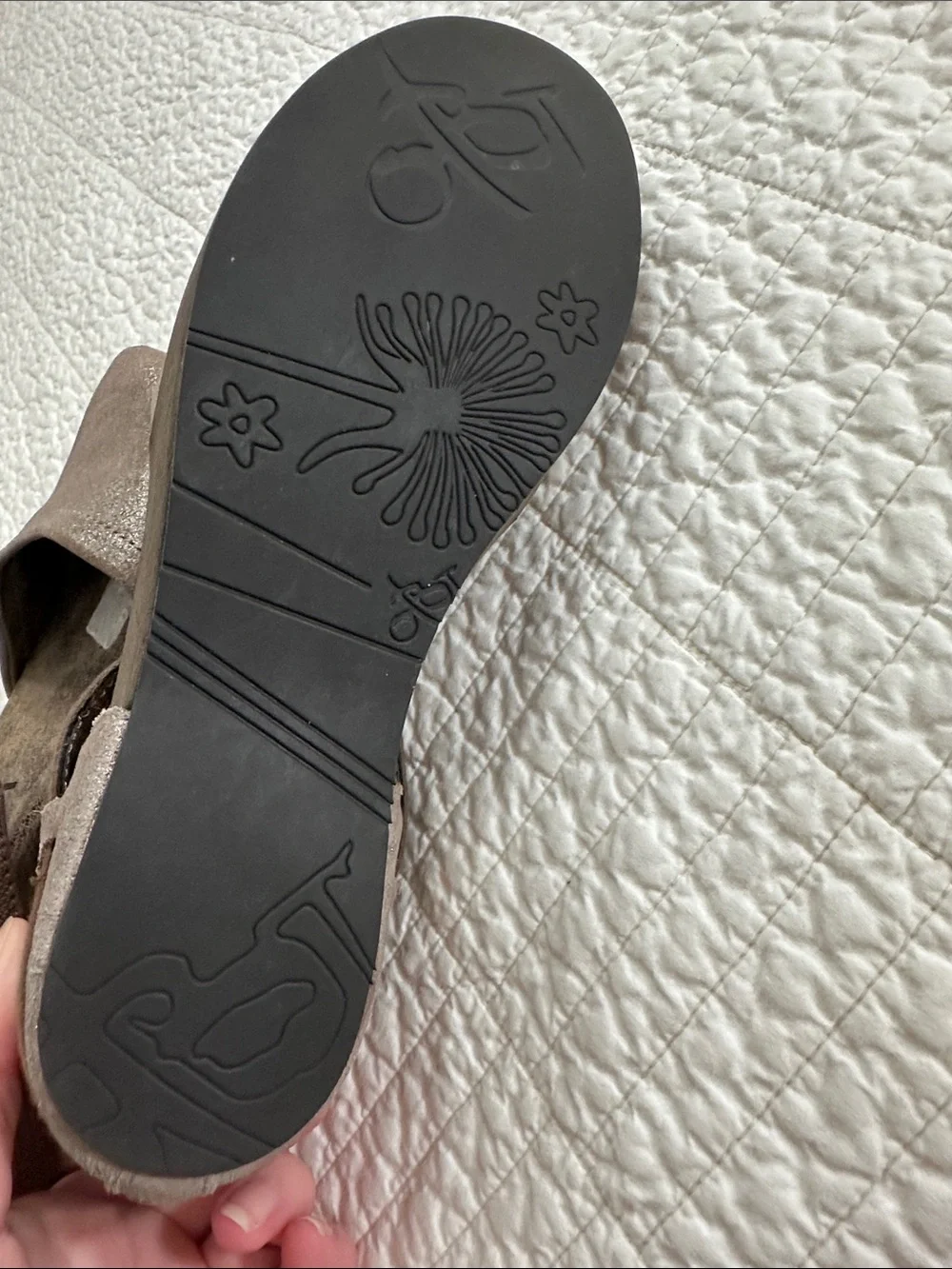 OTBT women’s 8 wedge heel Mary Jane - Picture 4 of 4